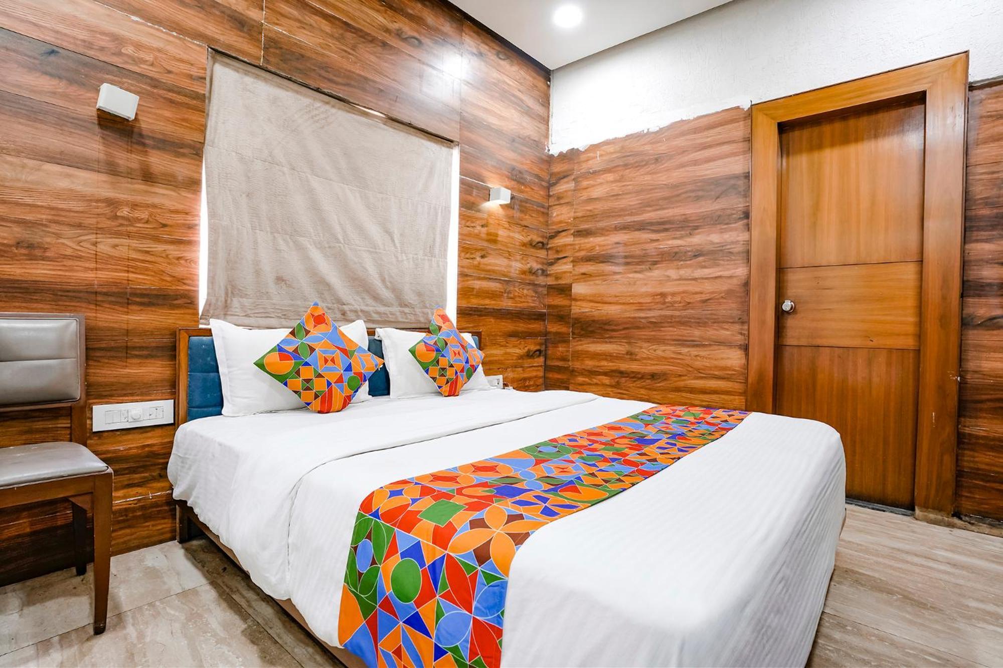Fabhotel Kyra - Near Airport Road Ahmedabad Exterior photo